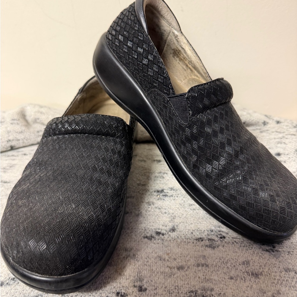 Alegria Keli professional black Slip-On shoes clogs sz 37 7 / 7.5 leather